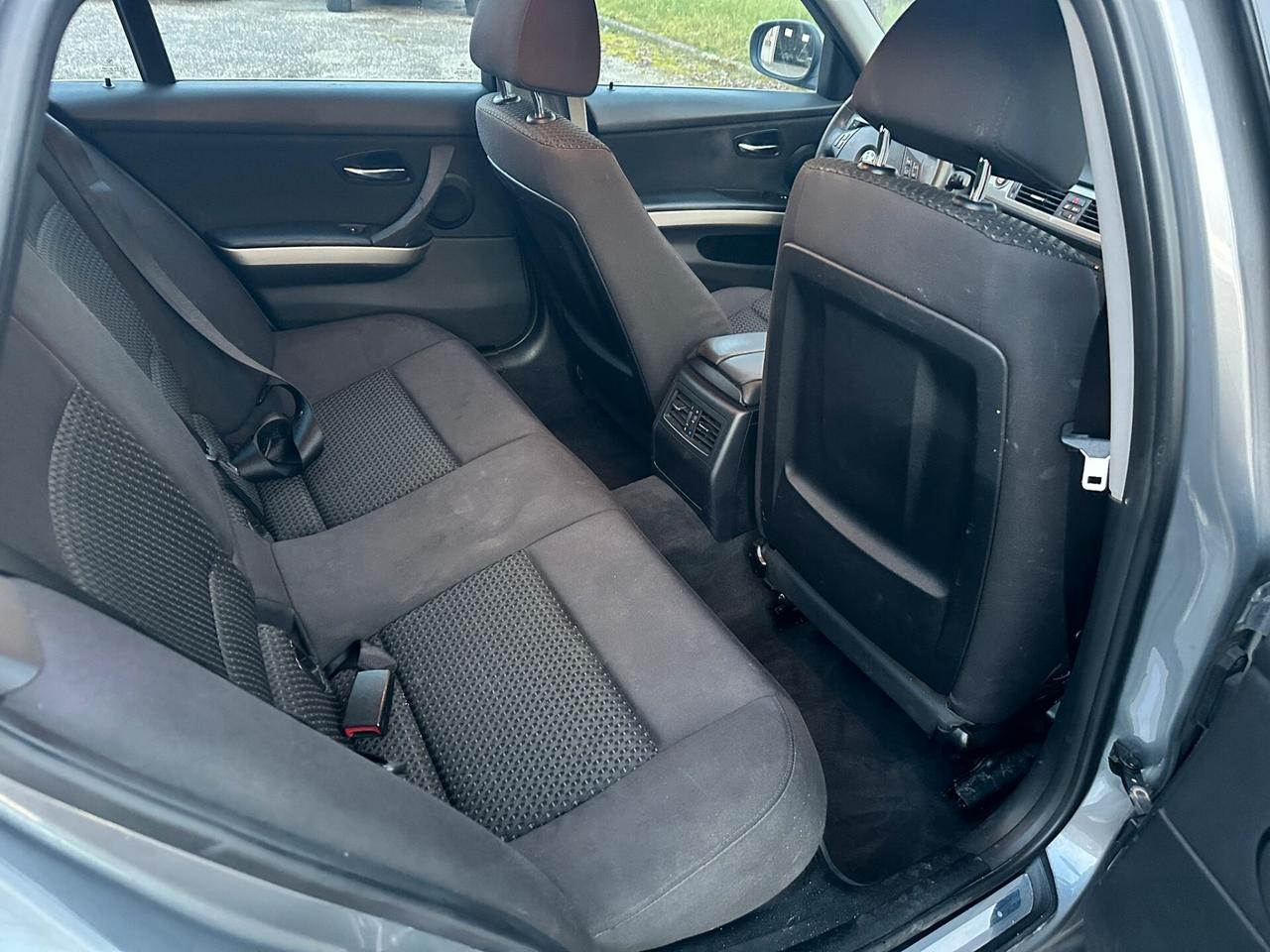 Bmw 318d 2.0 143CV F.L Touring Edition