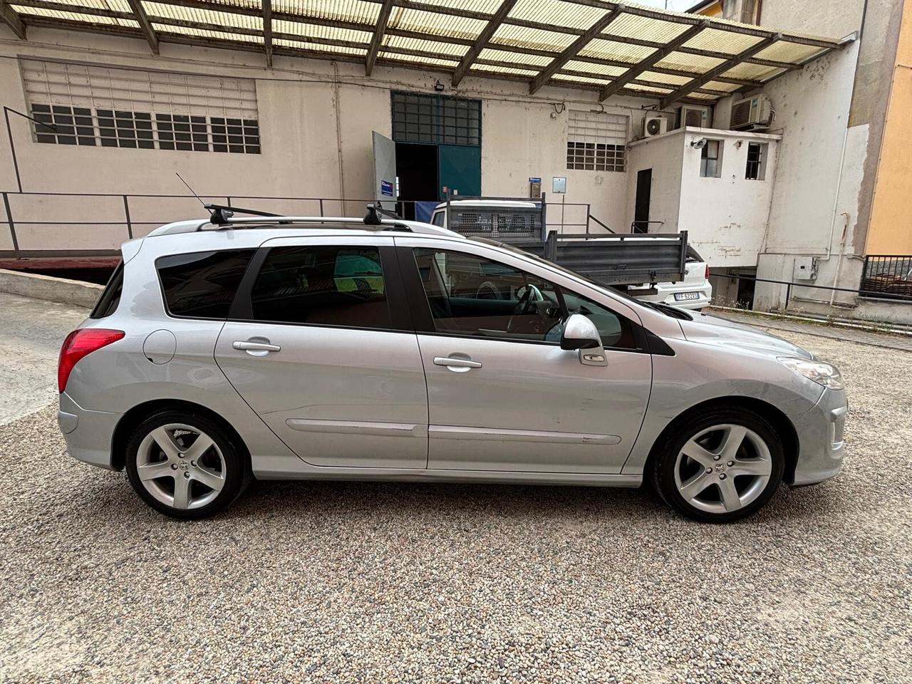 Peugeot 308 1.6 HDi 110CV SW Ciel Féline