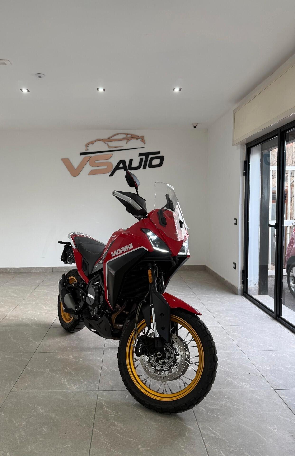 Moto Morini X-Cape 649 Gold Wheels Edition