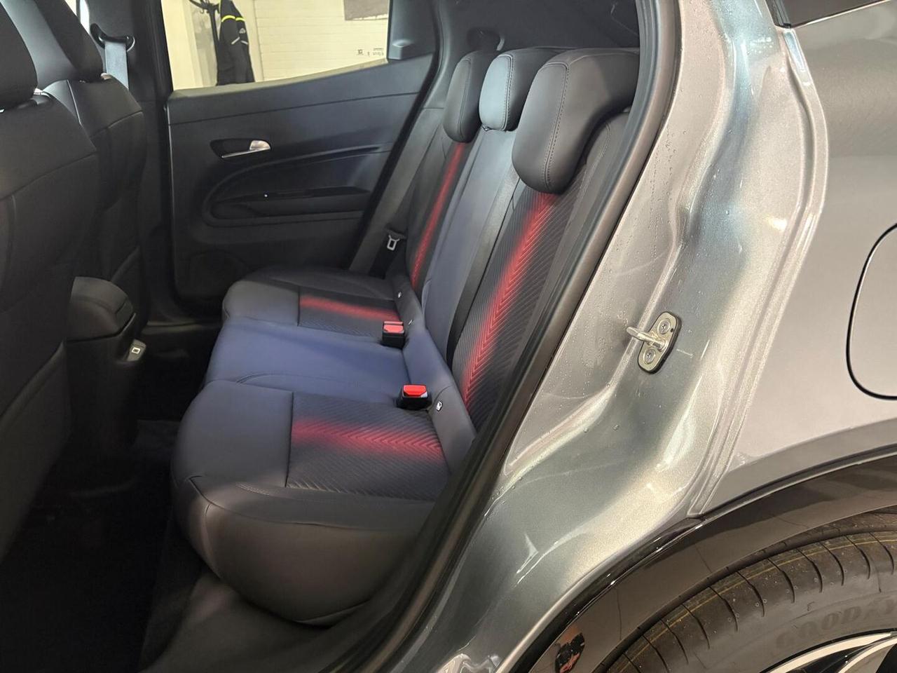 Alfa Romeo Junior 1.2 ibrida Q4 145cv edct6