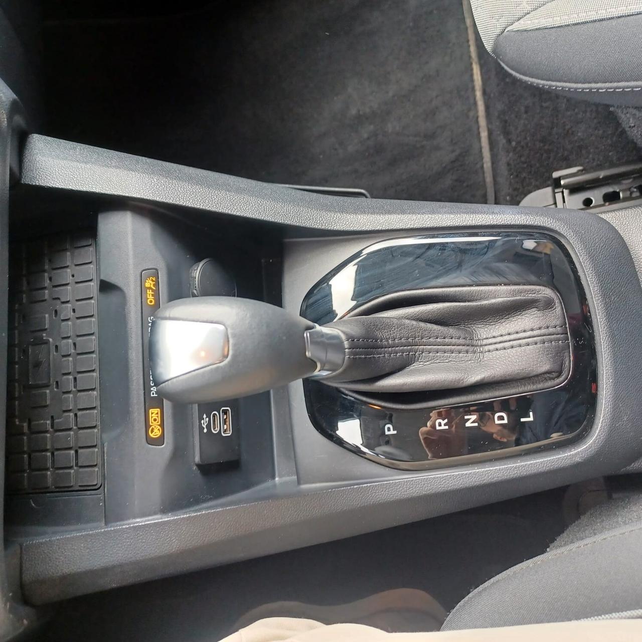 NUOVA 18000KM FORD TOURNEO 1.0 AUTOMATICO