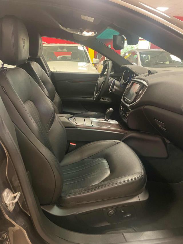 MASERATI Ghibli V6