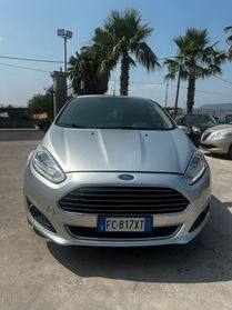 Ford Fiesta 1.5 TDCi 75CV 5 porte Black & White Edition