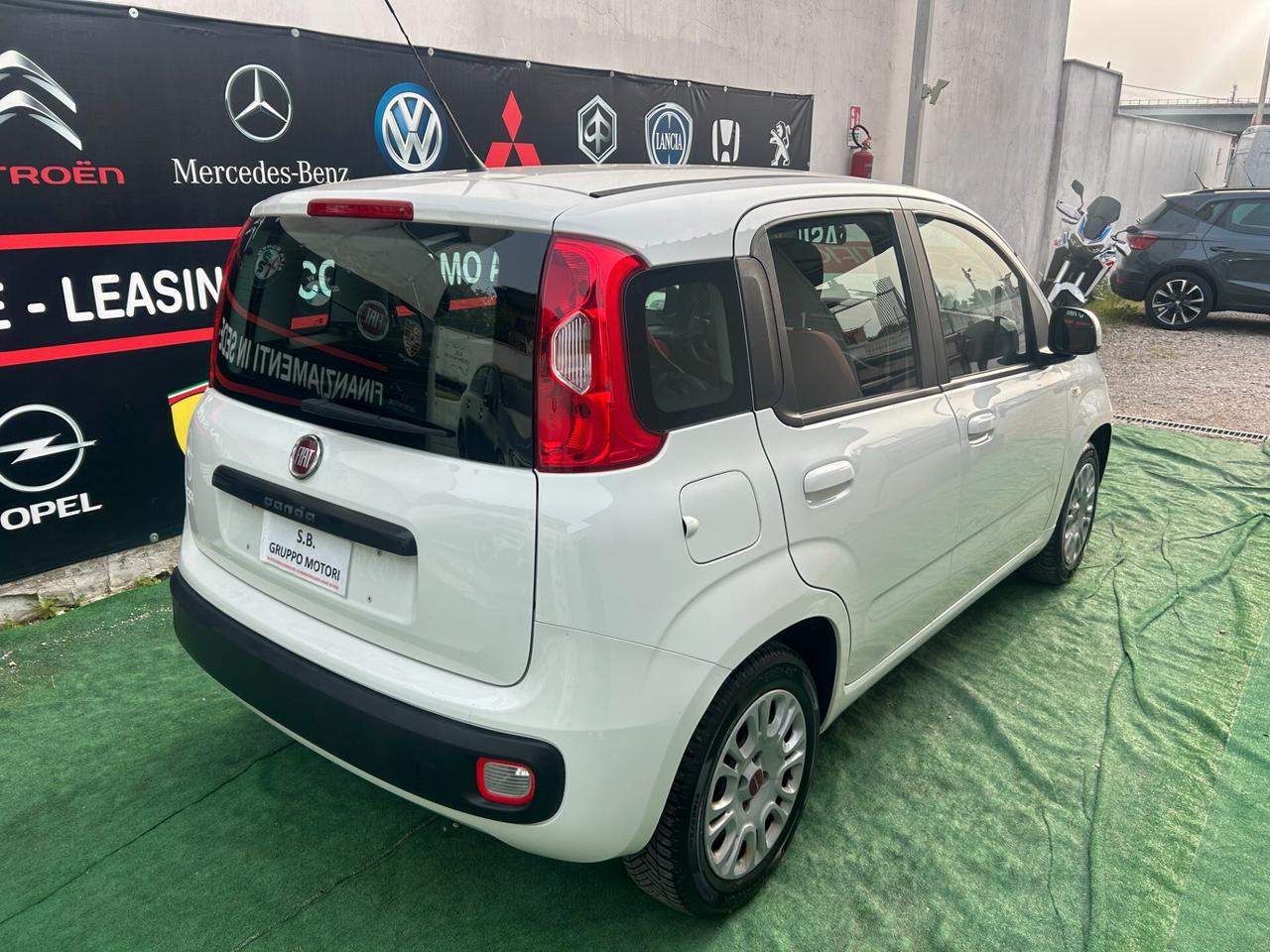 Fiat Panda 2015 1.2 Lounge FULL OPT. KM CERT. LEGGI!