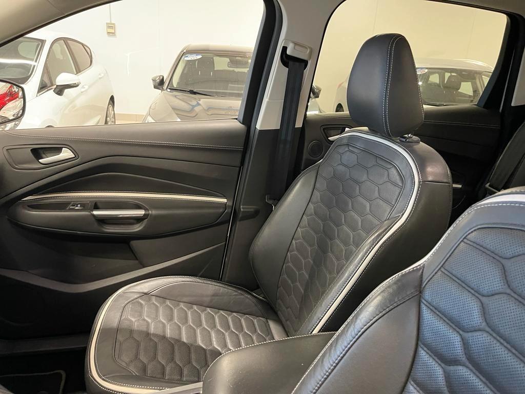 Ford Kuga VIGNALE 2.0 TDCI 4WD Powershift