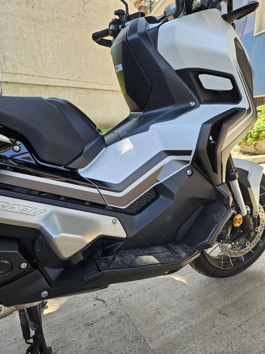 Honda - X-ADV 750 X-ADV 750 DCT Abs my18