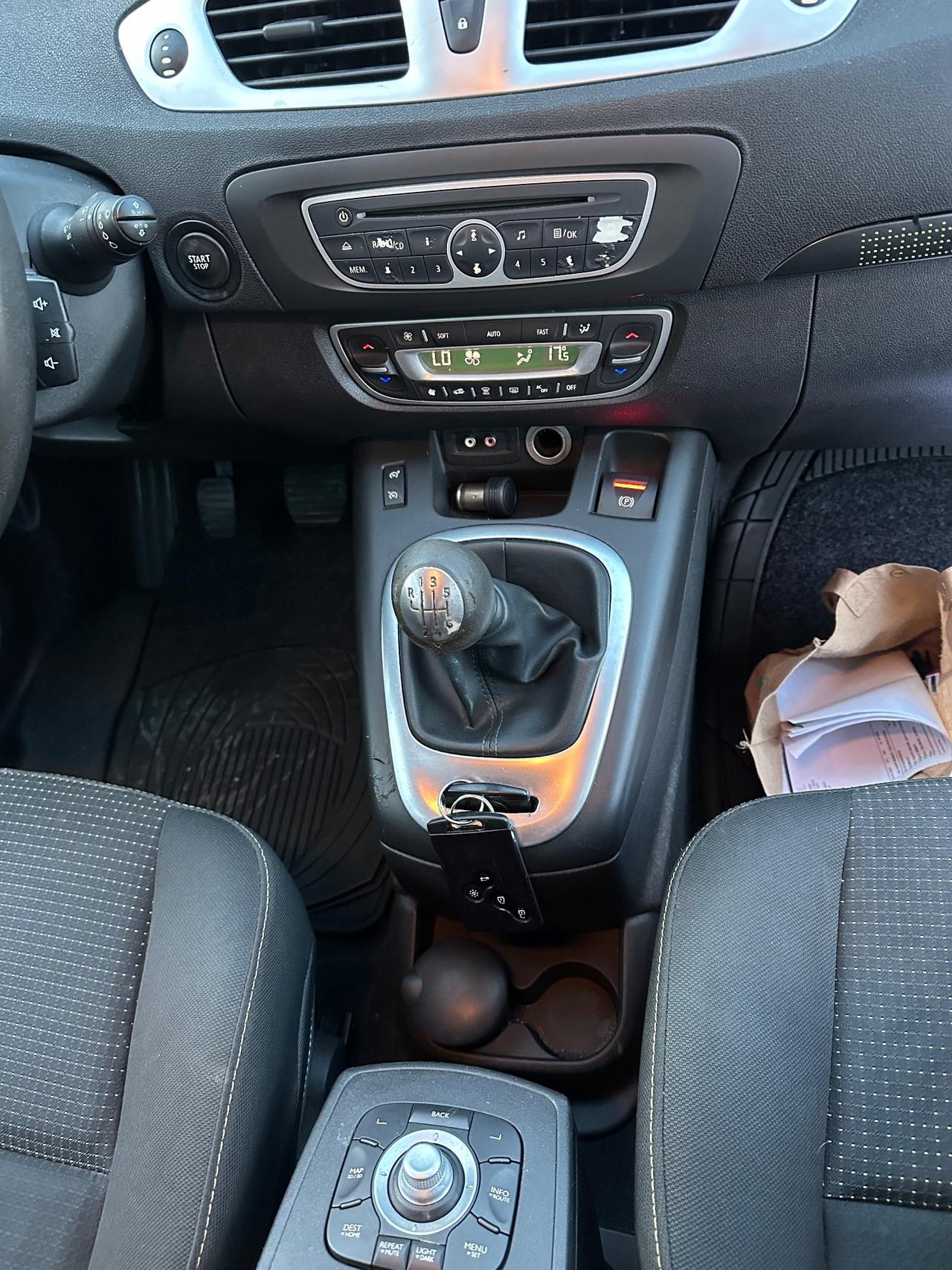 Renault Scenic Scénic X-Mod 1.5 dCi 110CV Luxe