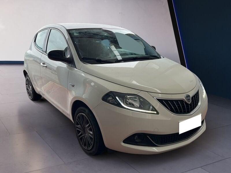 Lancia Ypsilon III 2021 1.0 firefly hybrid Gold Plus s&s 70cv 5p.ti