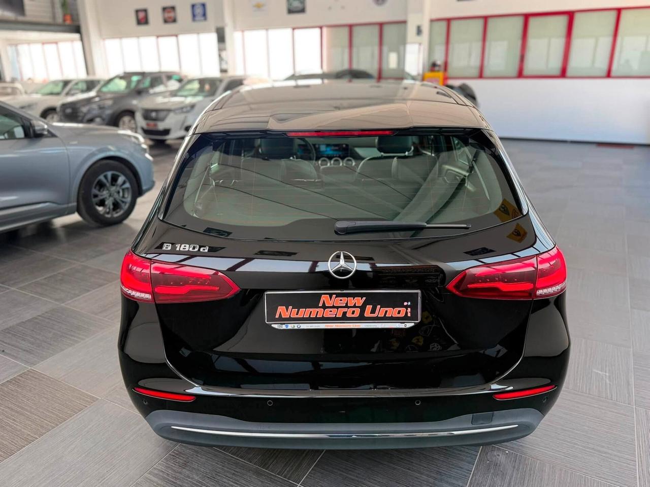 Mercedes Classe B180d Sport Autom 2020