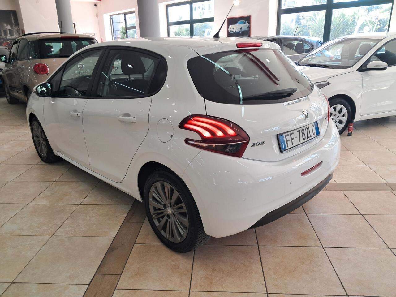 Peugeot 208 PureTech 82 5p. GPL Allure(Motore revisionato)