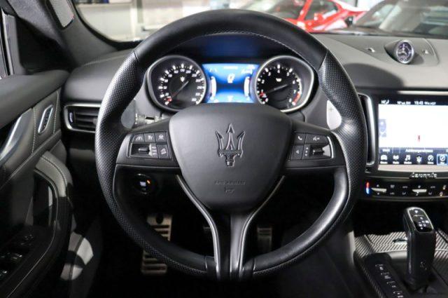 MASERATI Levante V8 530 CV AWD GTS