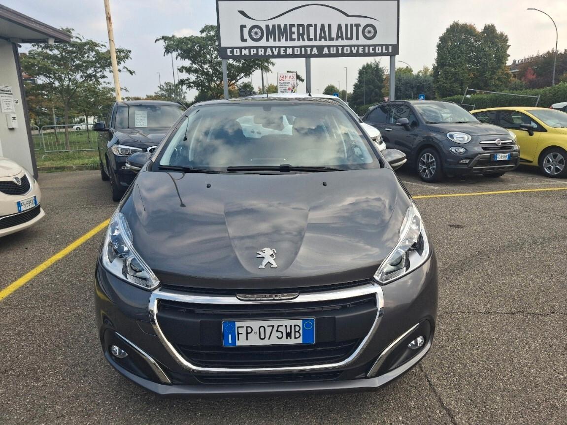Peugeot 208 PureTech 82 5 porte Allure