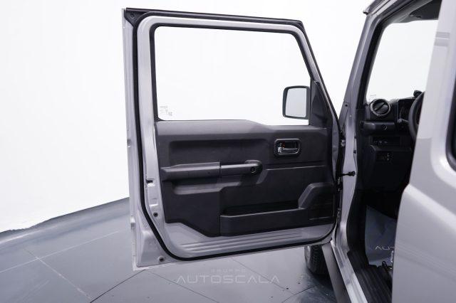 SUZUKI Jimny 1.5 102cv 5 Porte 4 Posti A/T Cambio Automatico