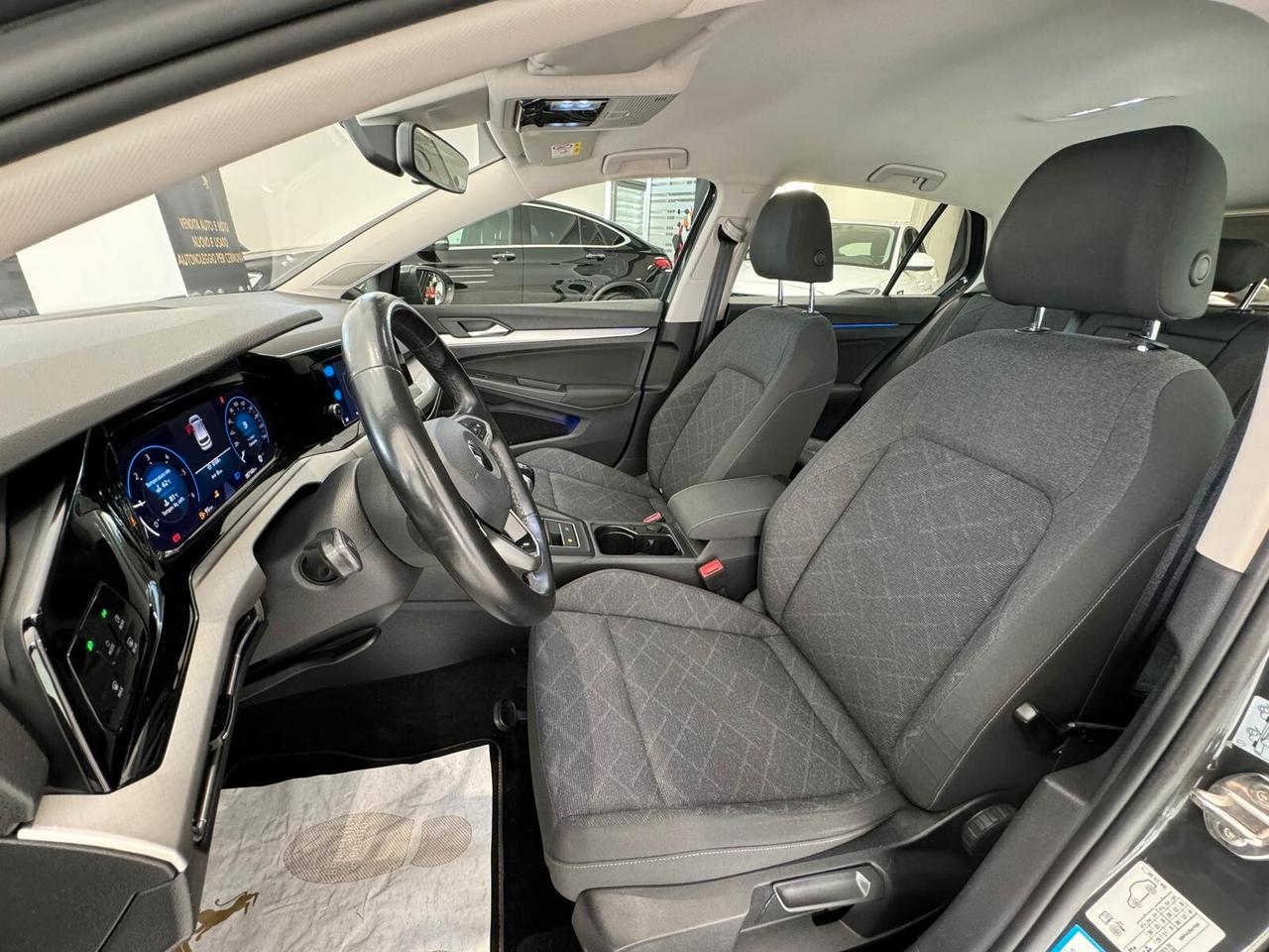 VOLKSWAGEN GOLF 2.0 116 CV UNI PROPIETARIO 2021