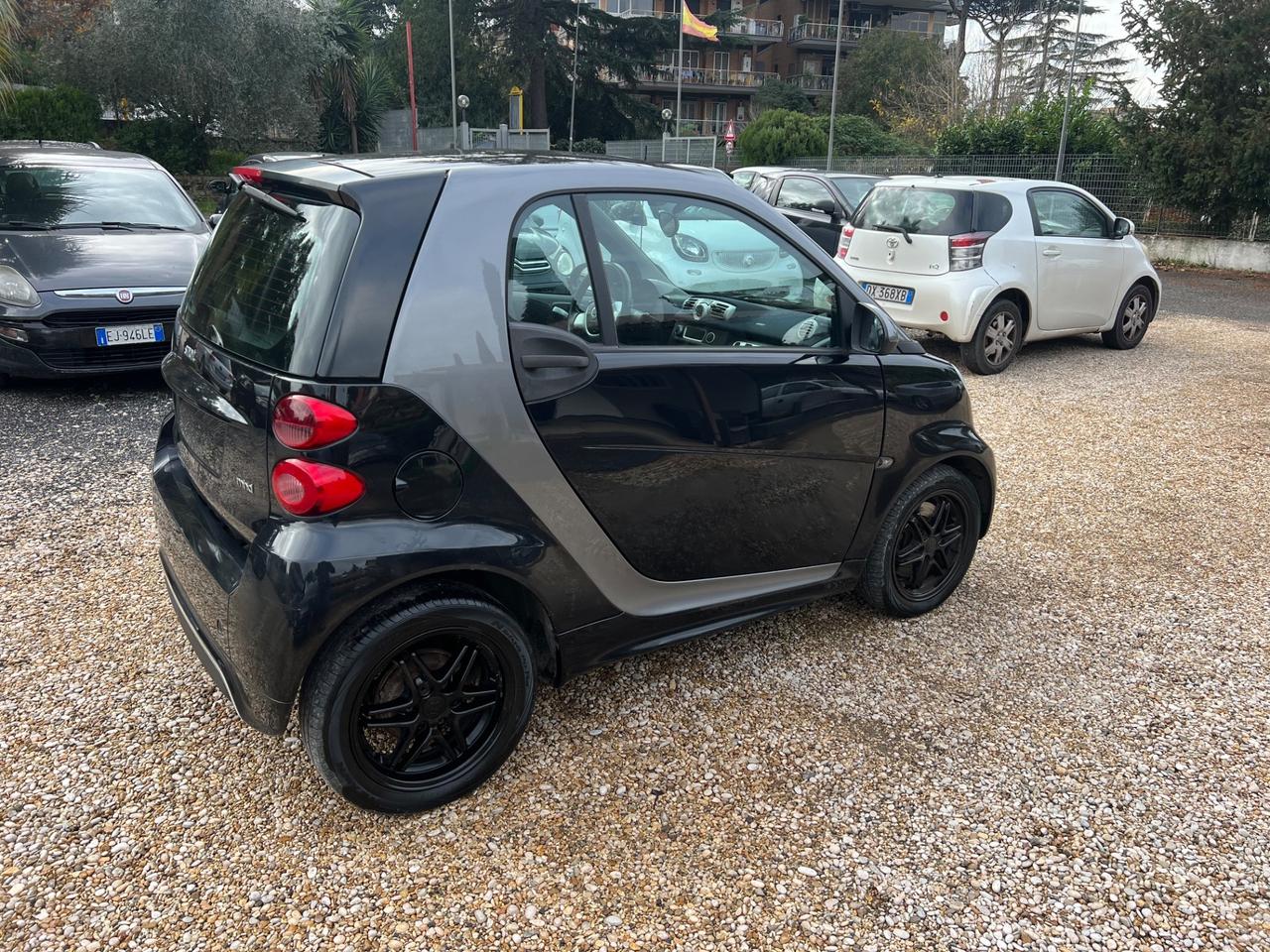 Smart ForTwo 1000 52 kW MHD coupé passion