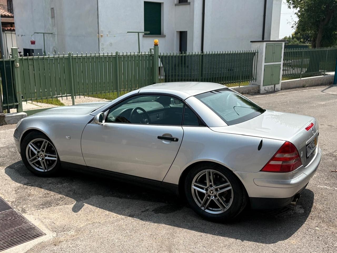Mercedes-benz SLK 200 cat