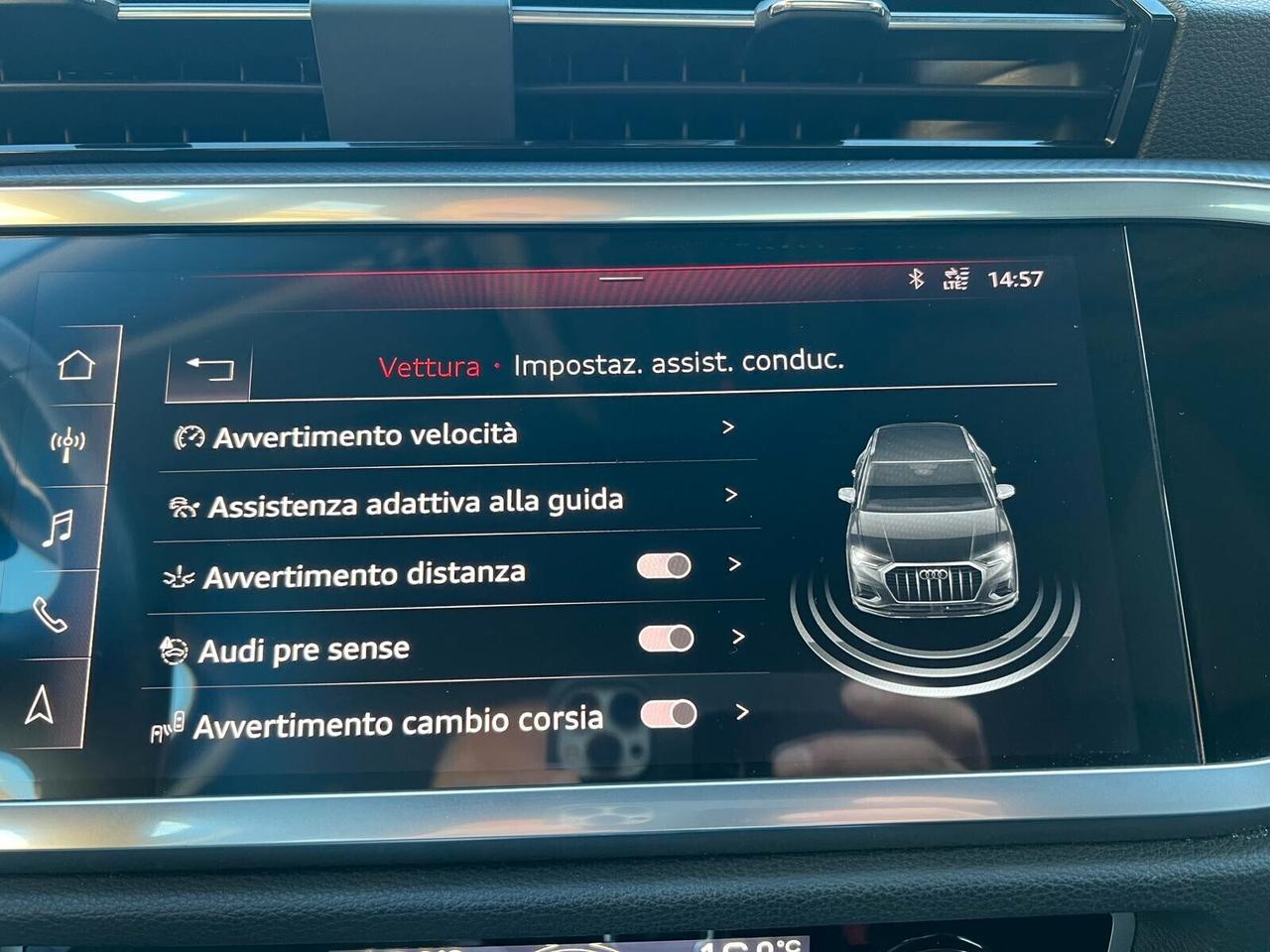 Audi Q3 2.0 TDI 150 CV S tronic Sport NAVI PARK LED