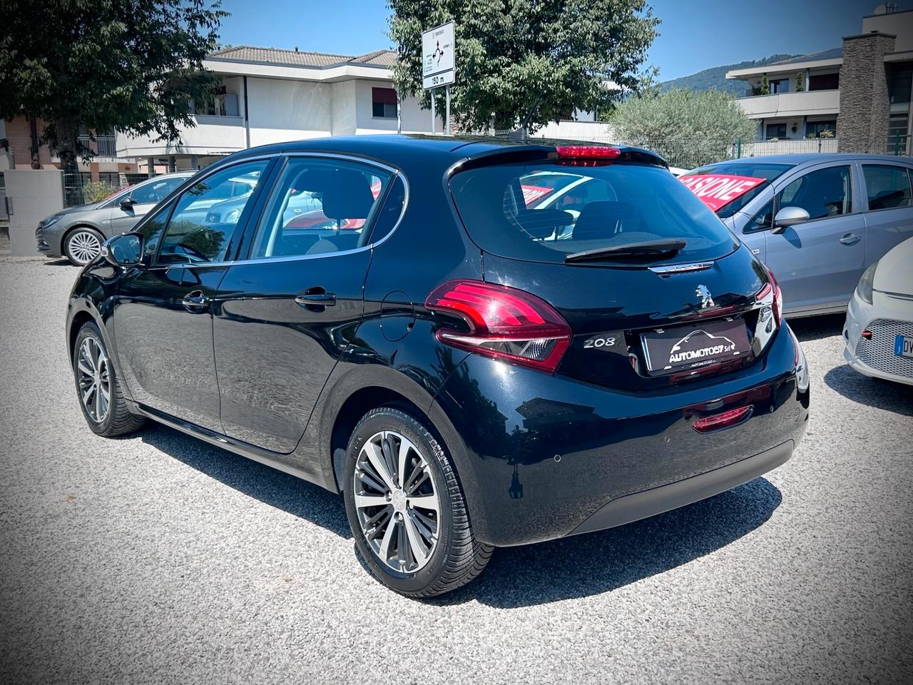 Peugeot 208 BlueHDi 5 porte-UNIPROPRIETARIO