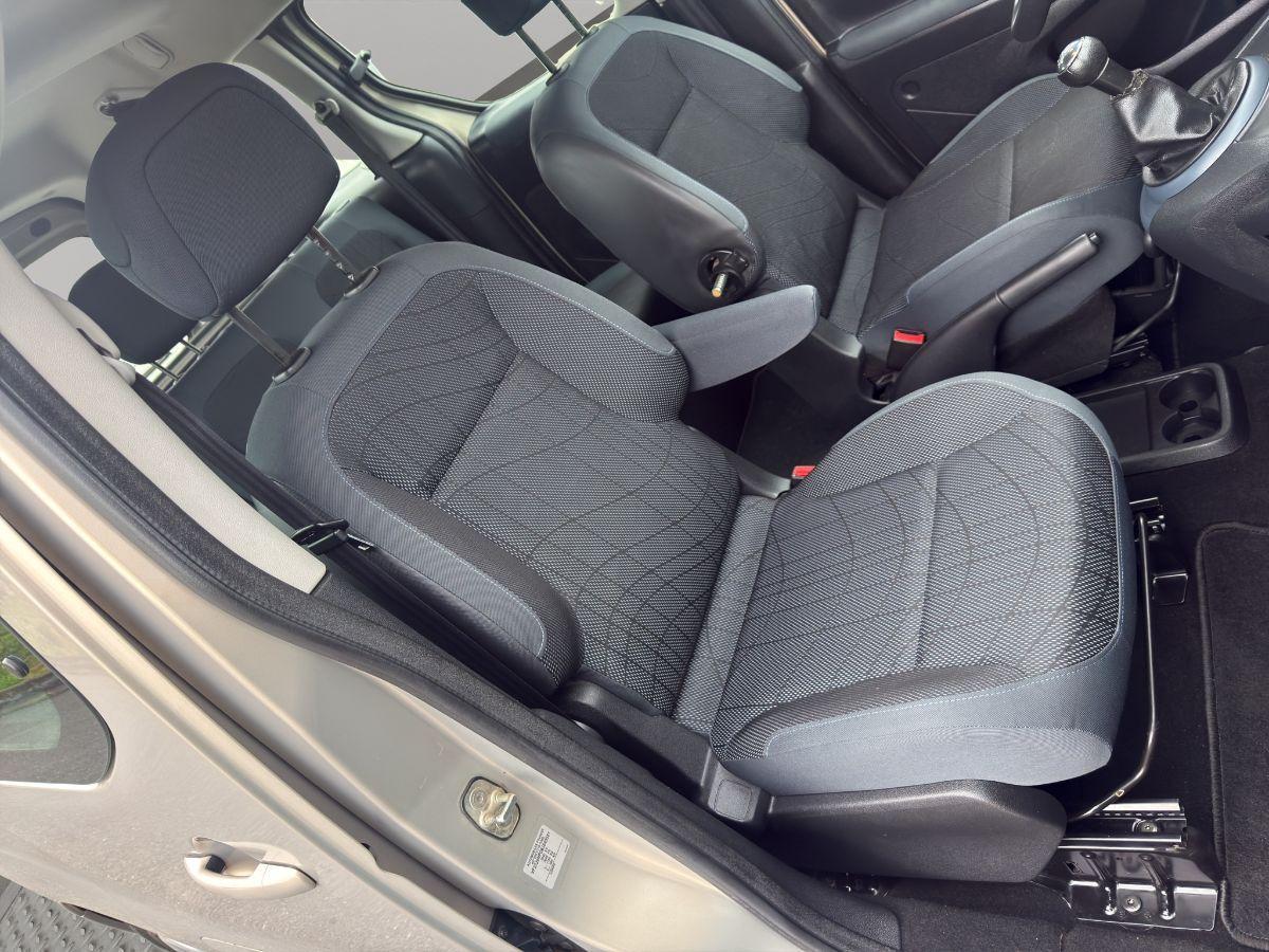 PEUGEOT - Partner - Tepee 1.6 HDi 92 CV Outdoor