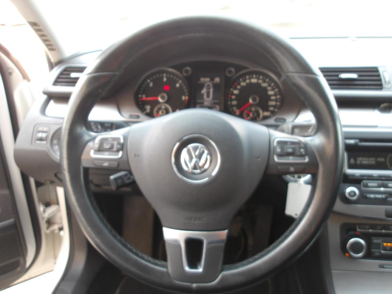VOLKSWAGEN PASSAT VARIANT 2.0 tdi 140cv Comfortline