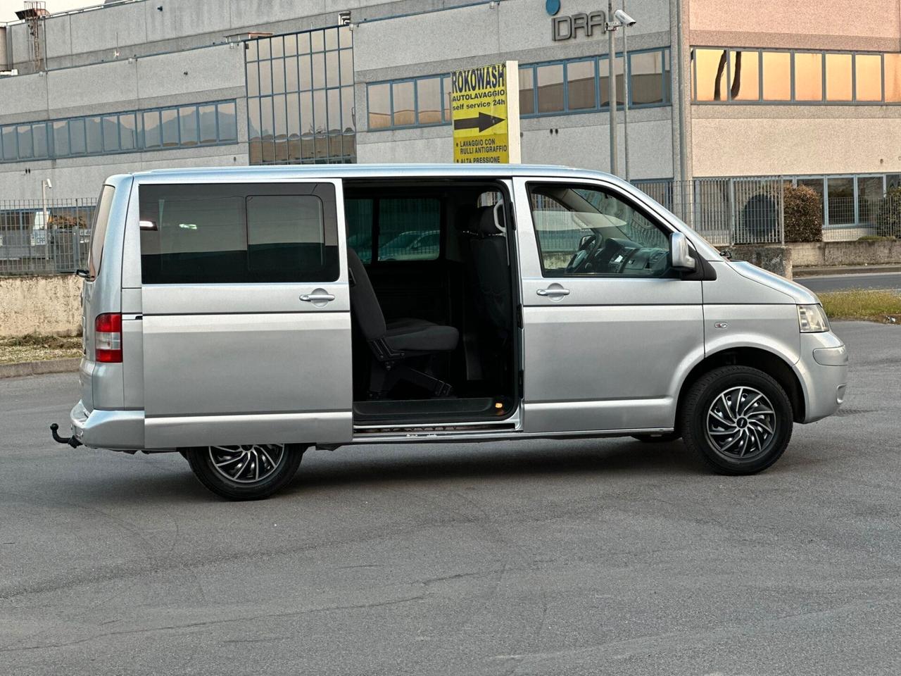 Volkswagen Transporter 2.5 TDI 131CV PC Kombi 9 posti