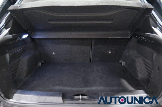 JEEP Avenger 1.2 TURBO 100 CV LONGITUDE FARI LED NEOPATENTATI