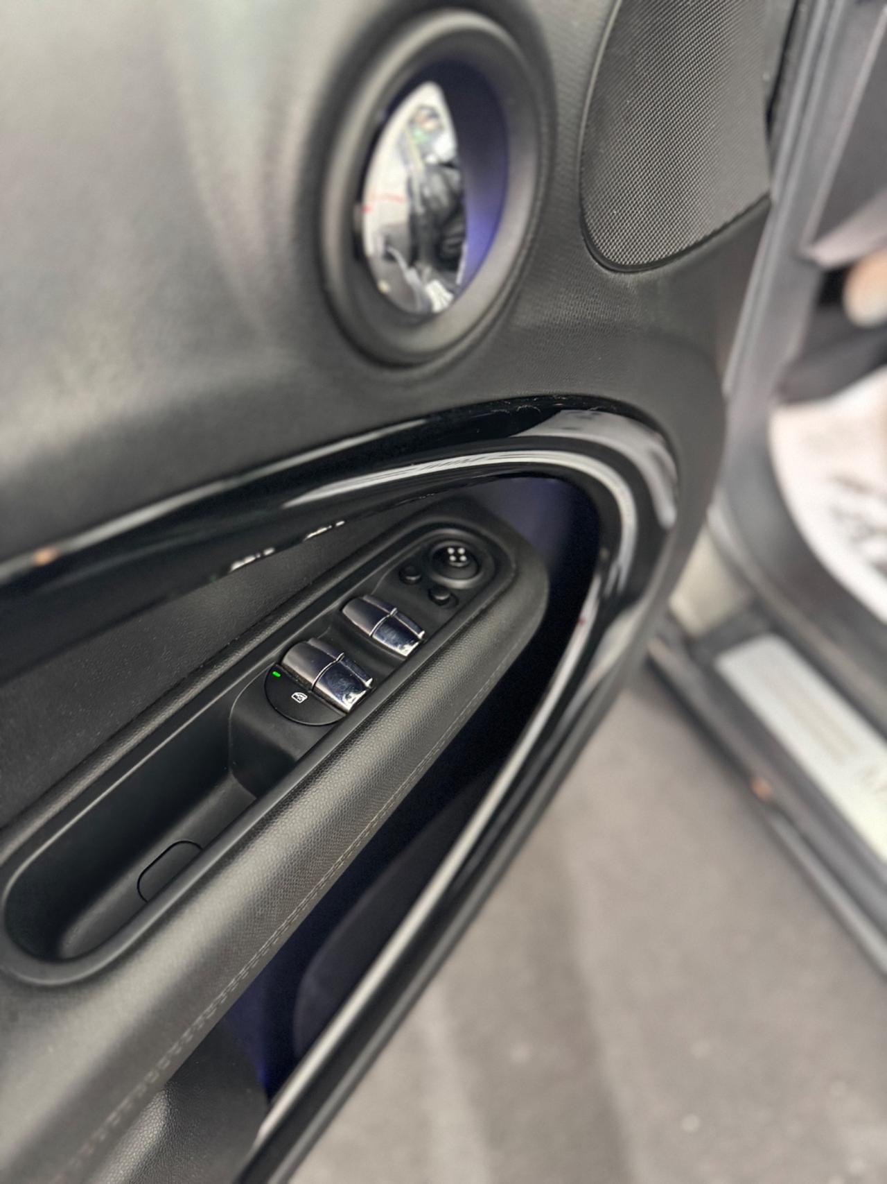 Mini 2.0 Cooper D Countryman Automatica TETTO APRIBILE - APPLE CARPLAY & ANDROID AUTO