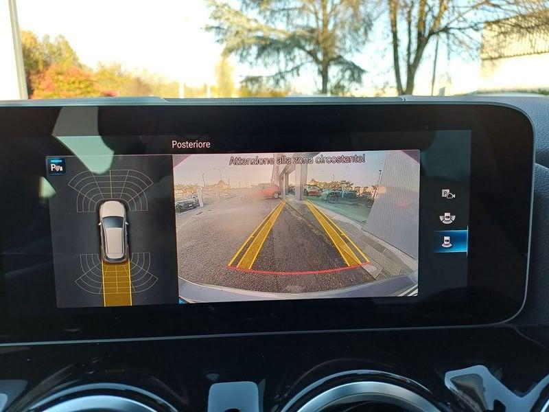 Mercedes-Benz Classe B 180 Sport auto 1°PROP-GARANZIA