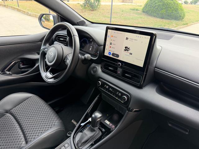 TOYOTA Yaris 1.5 130CV LOUNGE HYBRID+NAVI+ADAS+LED+PELLE+RCAM