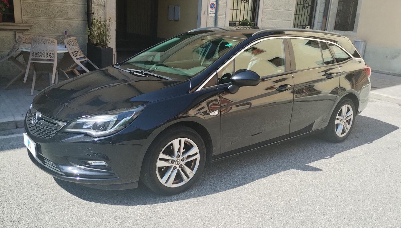 Opel Astra 1.6 CDTi 110CV Start&Stop Sports Tourer Business