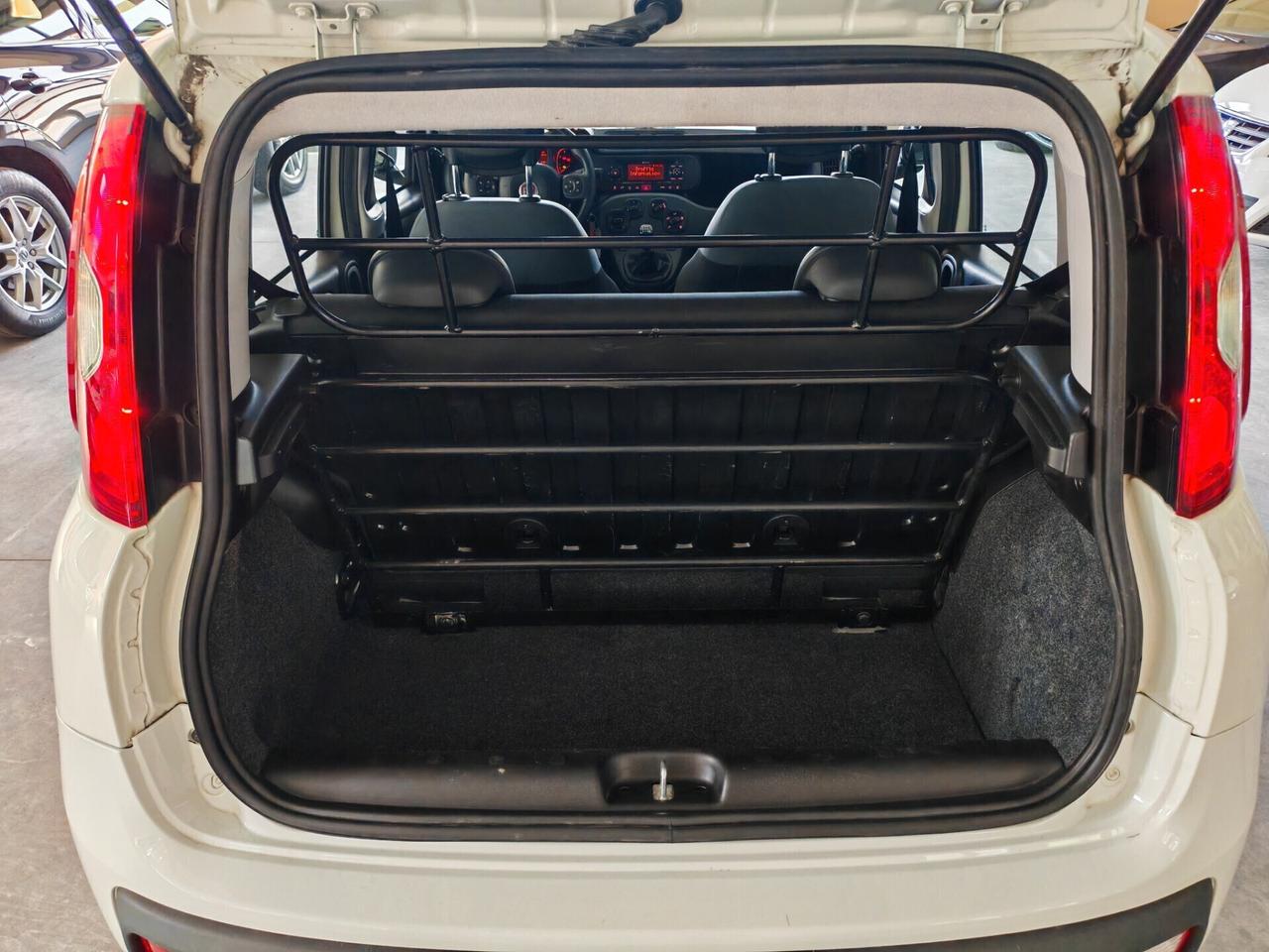 Fiat Panda 1.0 hybrid AUTOCARRO N1 4 POSTI van uniprop