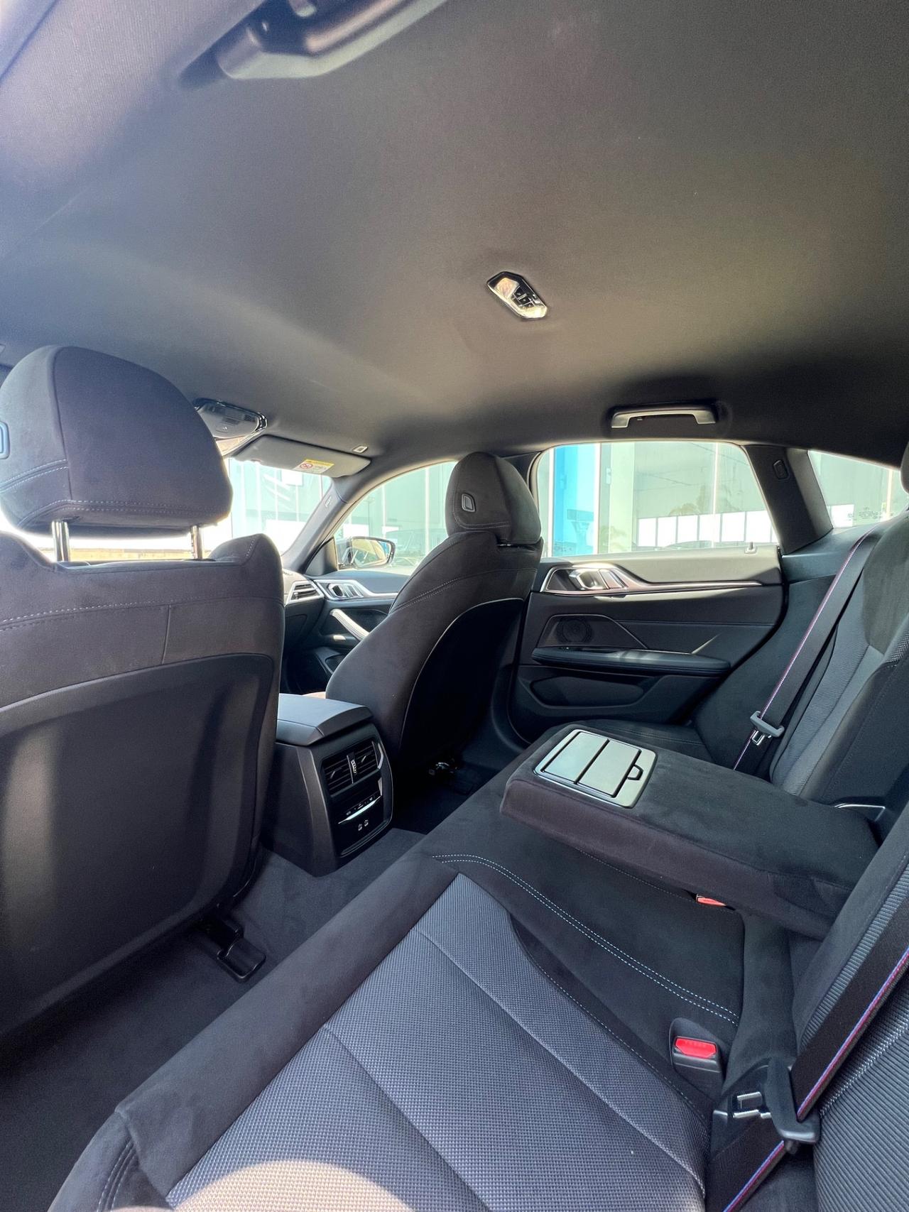 Bmw I4 eDrive 40 Msport pro - possibilità noleggio no scoring