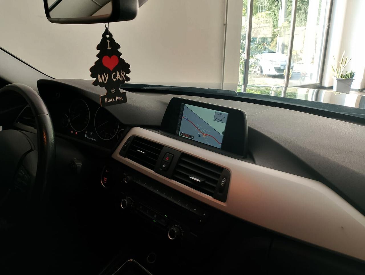 Bmw 316d Touring Sport-Automatico-Navi