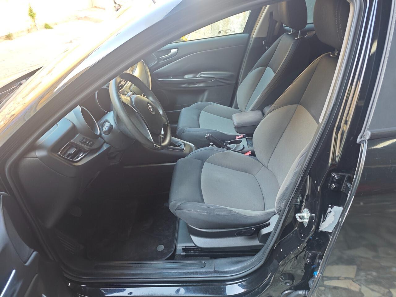 Alfa Romeo Giulietta 1.6 JTDm-2 105 CV Business