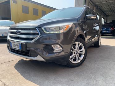 Ford Kuga 1.5 TDCI Powershift