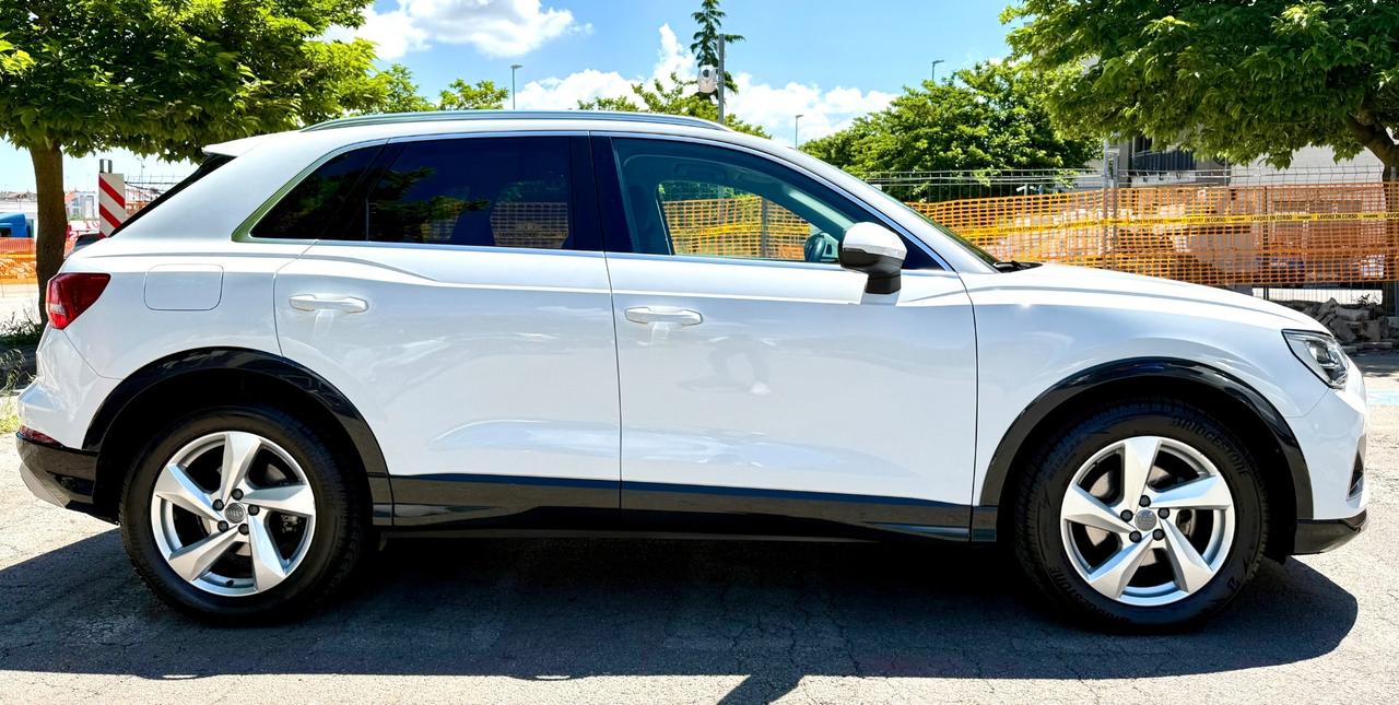 Audi Q3 35 2.0 Tdi 150CV Stronic Advanced