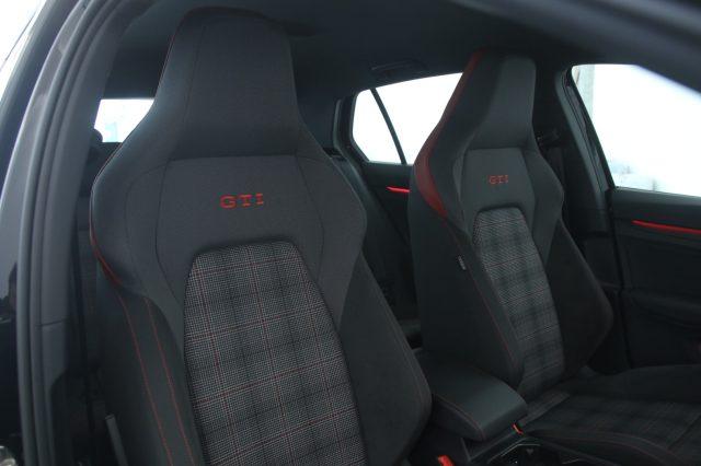 VOLKSWAGEN Golf GTI 2.0 TSI GTI DSG Black Style plus