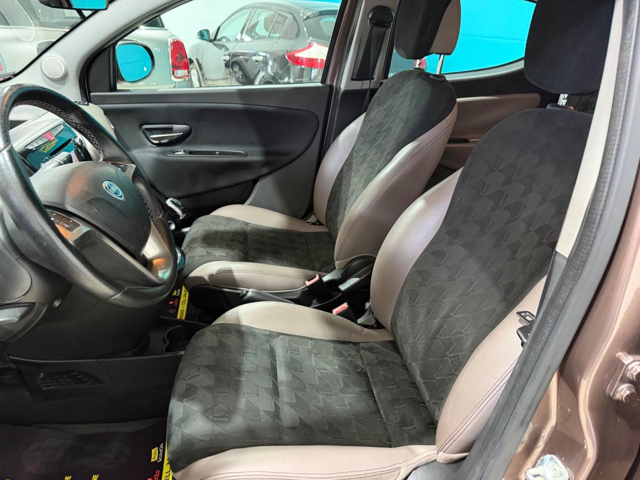 LANCIA YPSILON ELLE 2015 *EDIZIONE LIMITATA