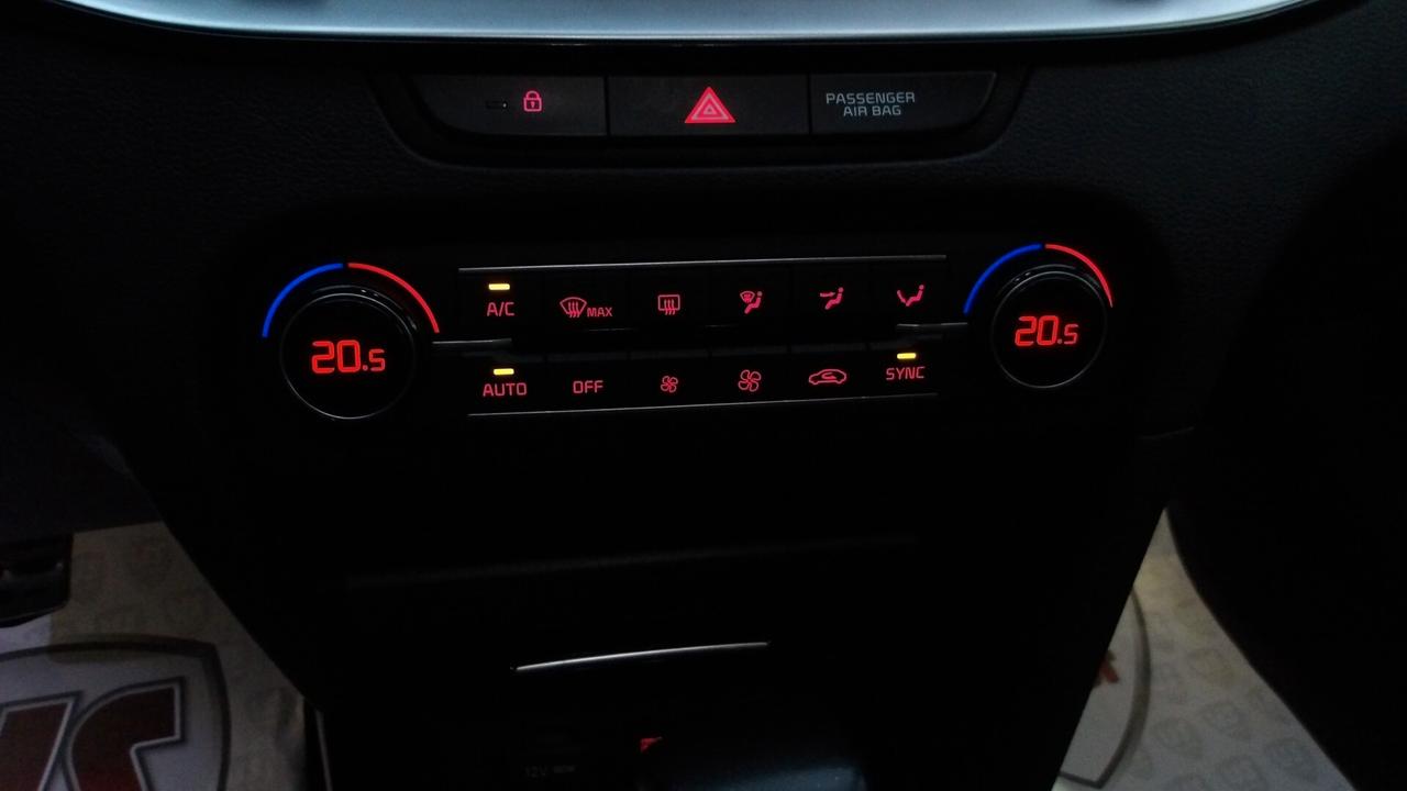 KIA XCEED 1.6 HYBRID-AUTO-RETROC-PREZZO PROMO!