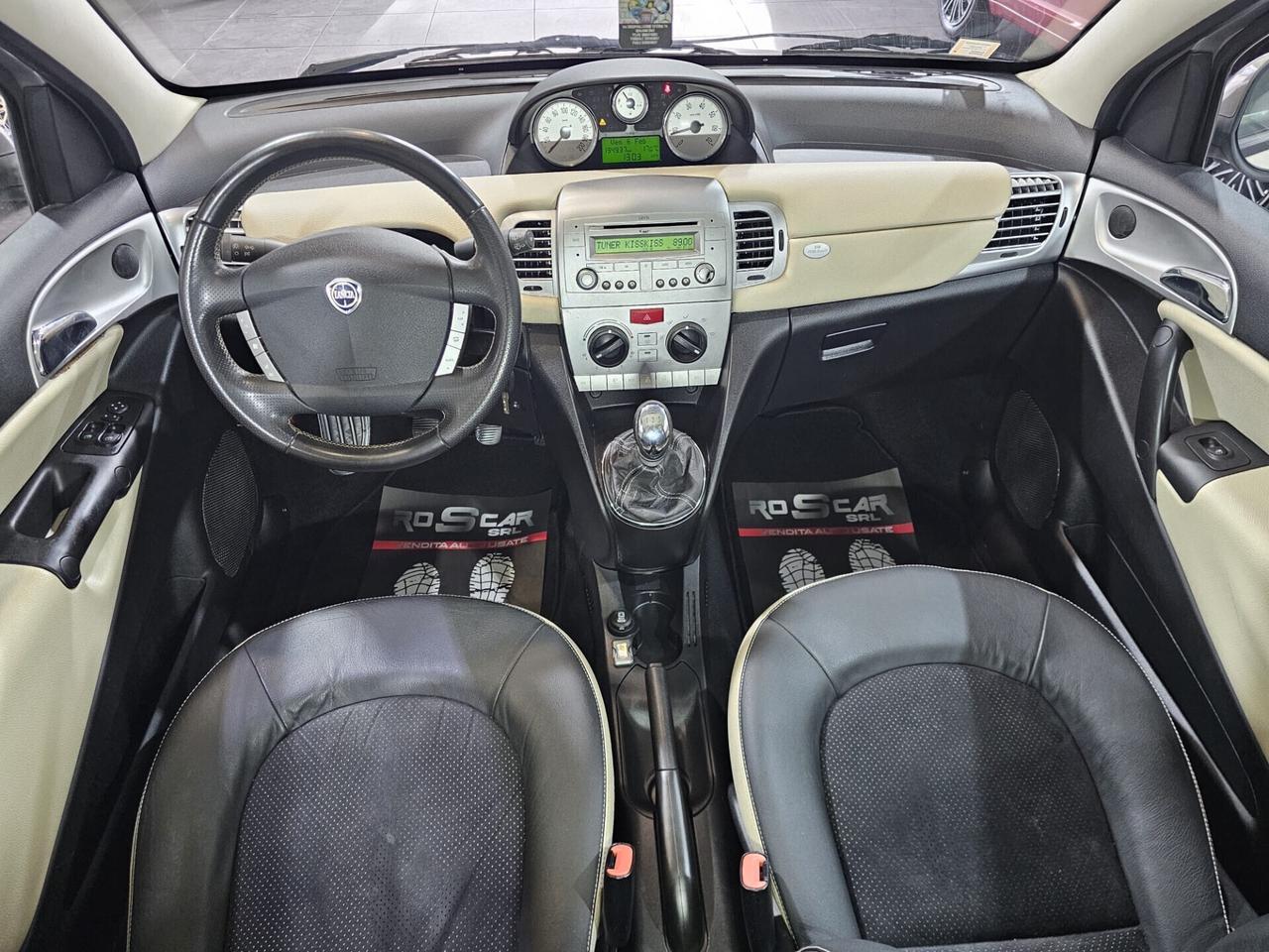 Lancia Ypsilon 1.4 Platino Ecochic GPL