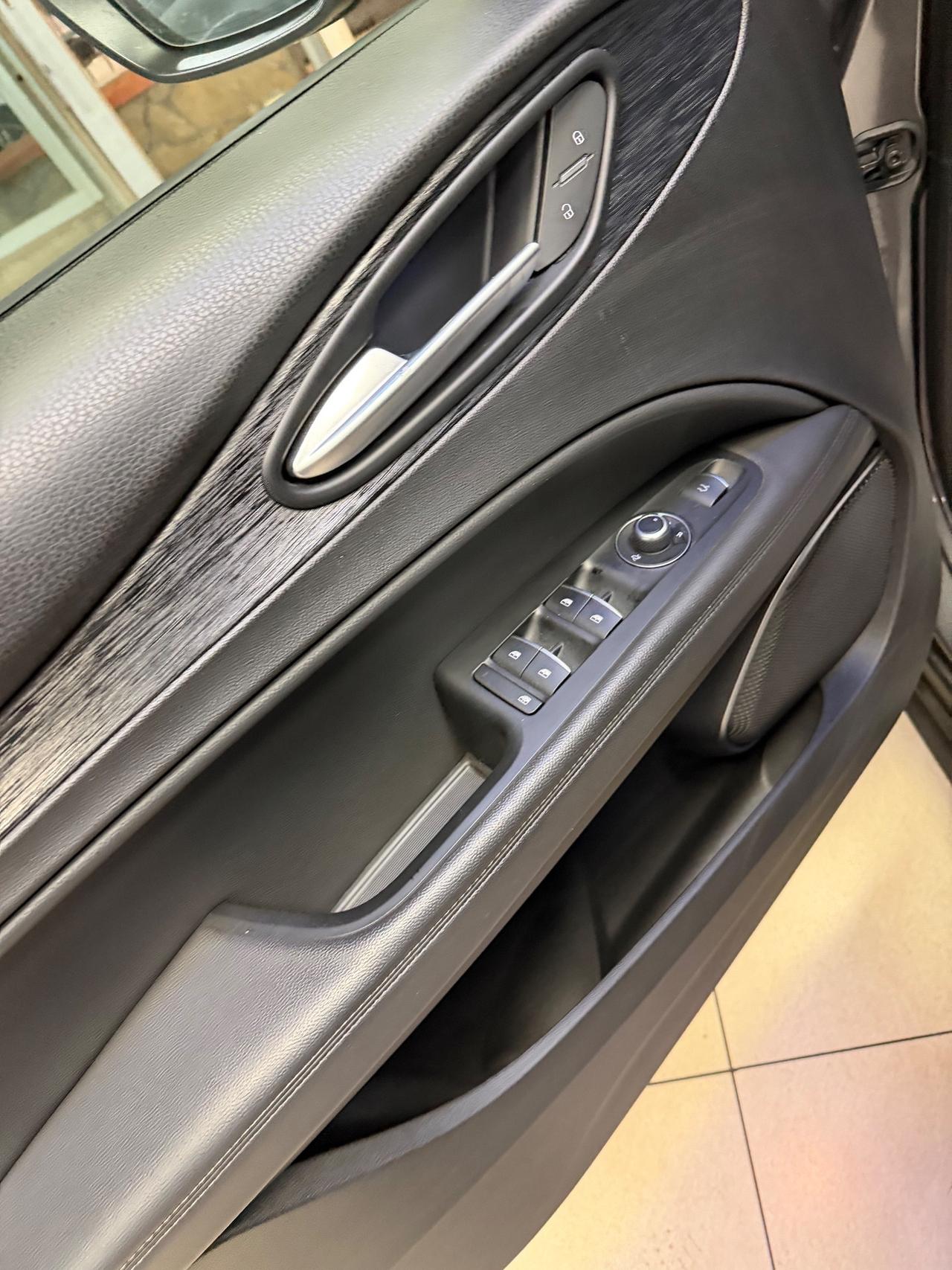 Alfa Romeo Stelvio 2.2 Turbodiesel 160 CV AT8 RWD Sprint 2022