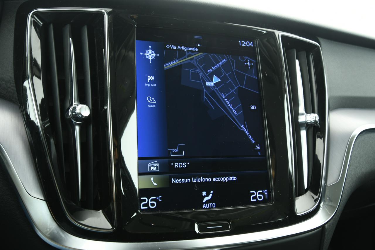 VOLVO V60 2.0 b4 Momentum Business auto NEOPATENTATI+C17"