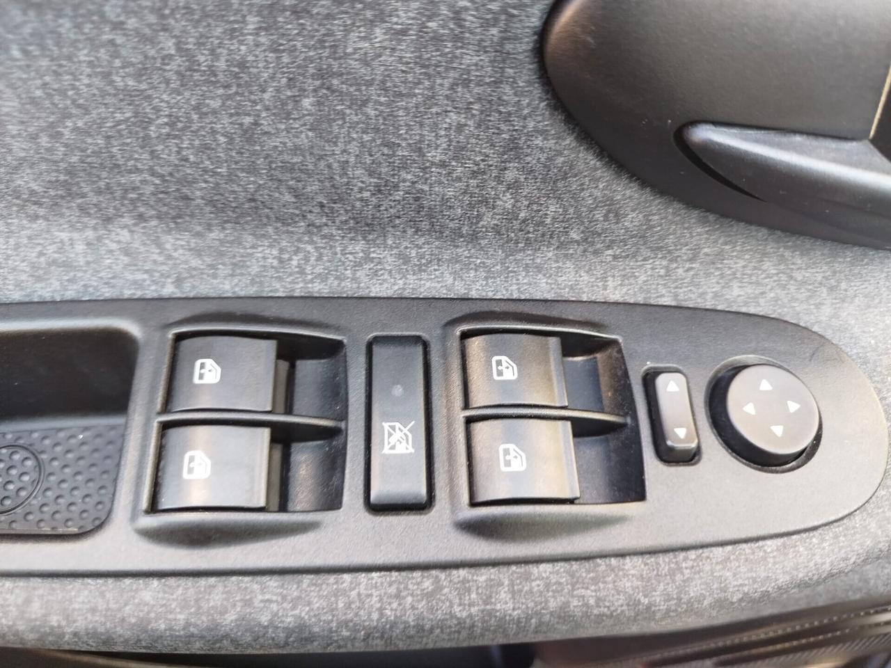 LANCIA YPSILON 1.0-HIBRID *PREZZO VERO* UNIPRO' KM CERTI- GARANZIA 12 MESI