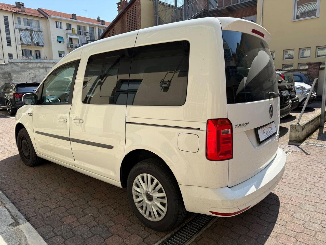 Volkswagen Caddy Trendline 2.0 TDI 102 cv 5 posti #6093