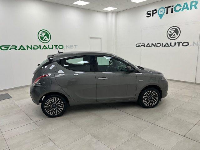 LANCIA Ypsilon III 2021 - 1.0 firefly hybrid Platino s&s 70cv