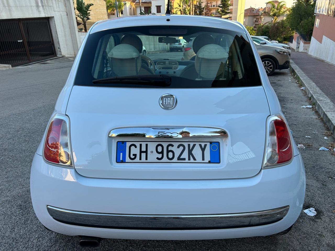 Fiat 500 1.2 Lounge ideale per neo patentati
