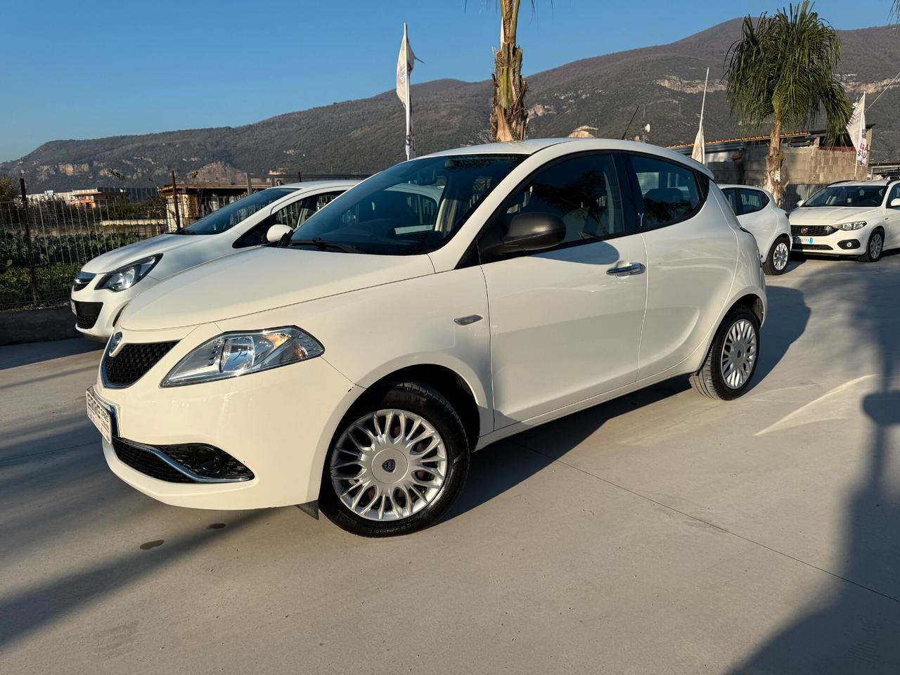 LANCIA YPSILON 2017 1.2 BENZINA 69 CV * 57.000 KM