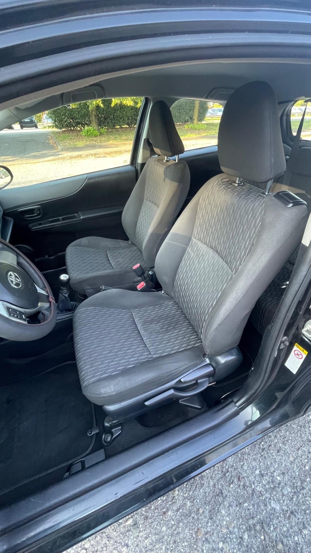 Toyota Yaris 1.0 3 porte Active