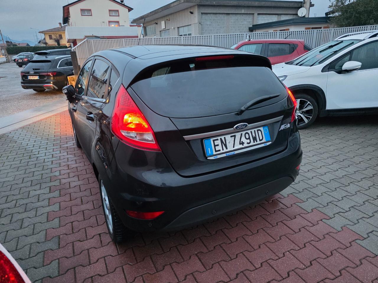 Ford Fiesta 1.2B unico proprietario garantita 12M