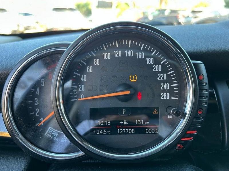 MINI Mini IV F55-F56 2014 5 Porte 2.0 Cooper SD Auto